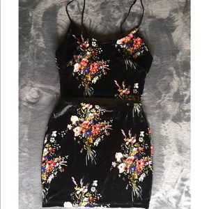 Velvet Crop Top & Mini Skirt Set. Black Floral. S.